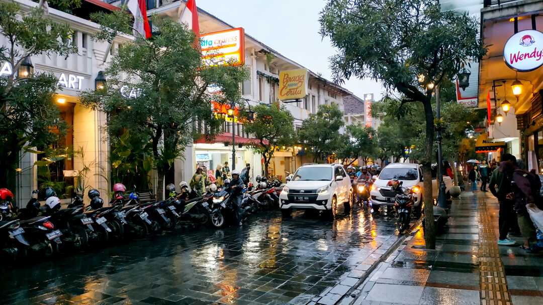tempat wisata di bandung braga